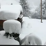 Haus Ladner 아파트 시