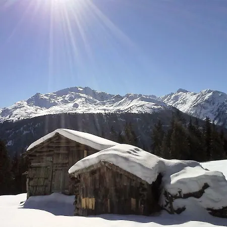 Haus Ladner * See