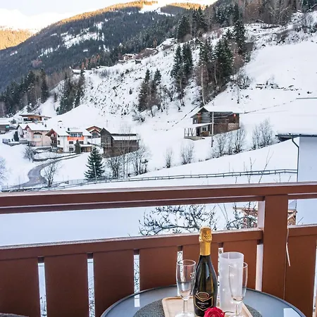Haus Ladner * See